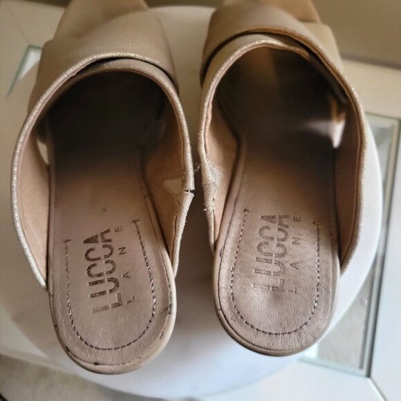 Lucca Lane Debbi wedge Sandals Brushed Gold- 9.5 M - Picture 7 of 10